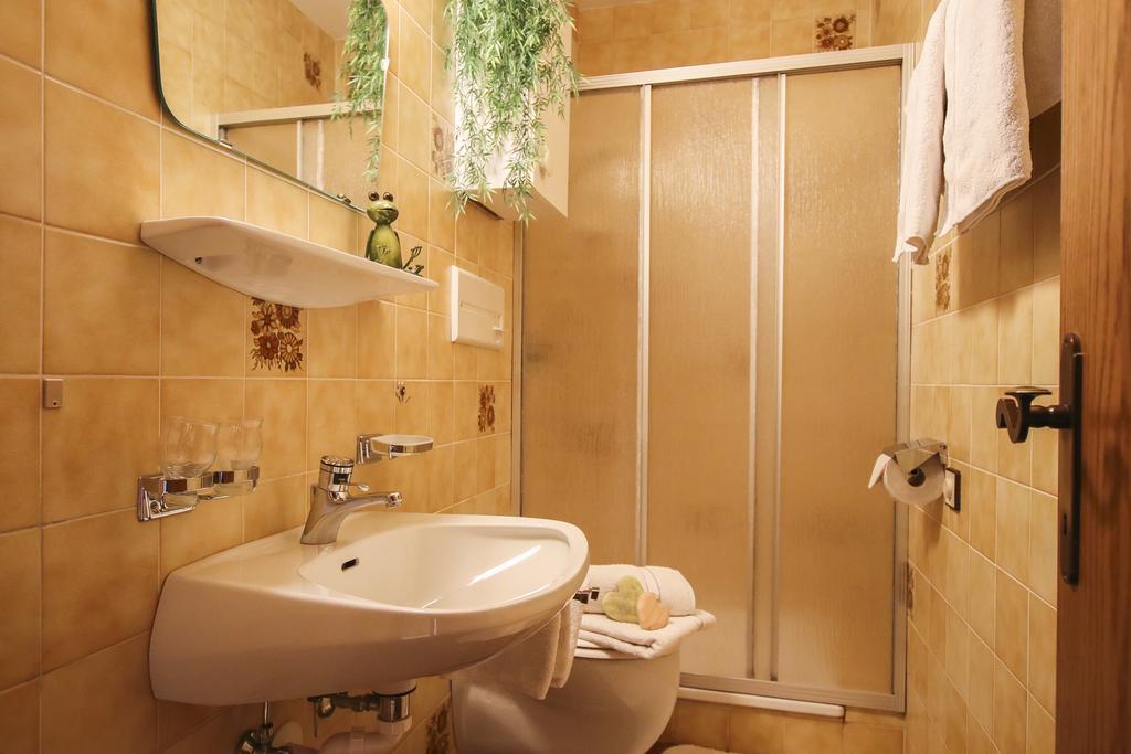 فندق لوفرفي  Haus Hohenwarter المظهر الخارجي الصورة